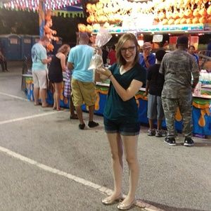 Meet your Posher, Hope